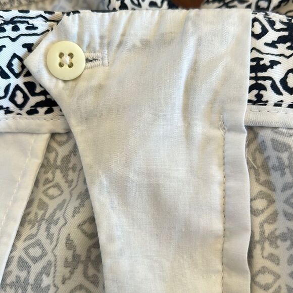 Banana Republic black white patterned shorts Size 8 Length 14” - Picture 10 of 11